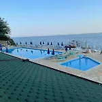 Amazing View! B & C New In * Vlorë