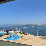 Amazing View! B & C New In Apartamento