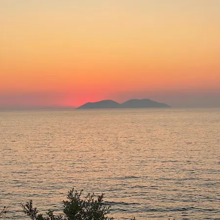 Amazing View! B & C New In Apartament