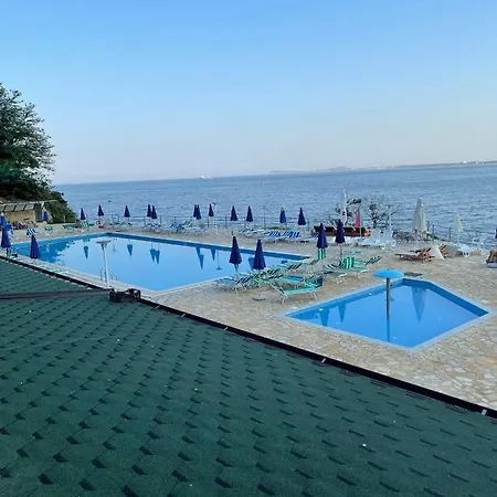 Amazing View! B & C New In * Vlorë