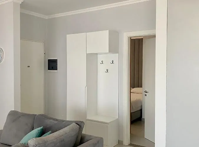 Amazing View! B & C New In Vlorë