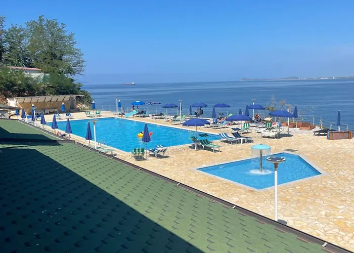 Amazing View! B & C New In *