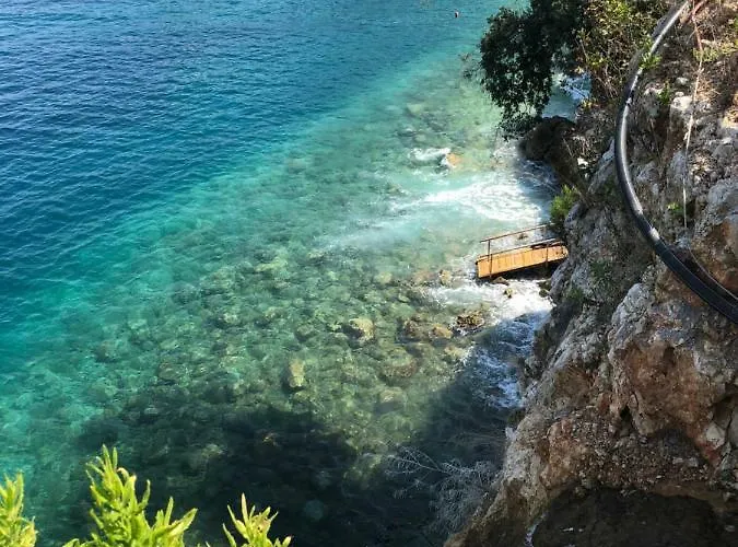 Amazing View! B & C New In * Vlorë